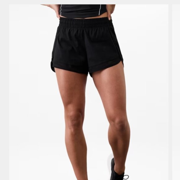 Athleta Mesh Racer Run Mid Rise 4 Short - Picture 1 of 7